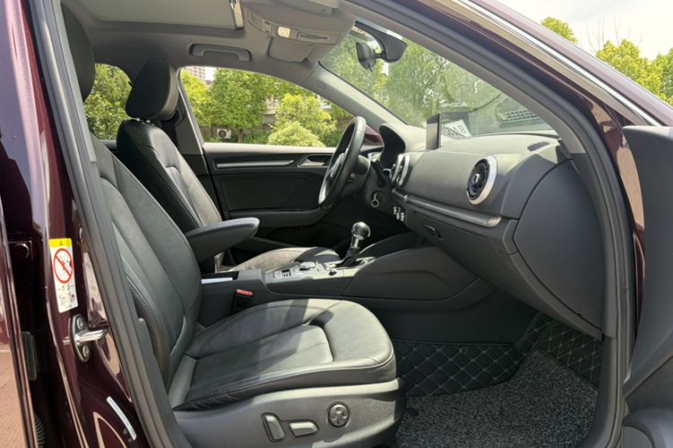 Used Audi A3 2019 Sportback 35 TFSI Style Edition China VI Emission Standard Interior 8