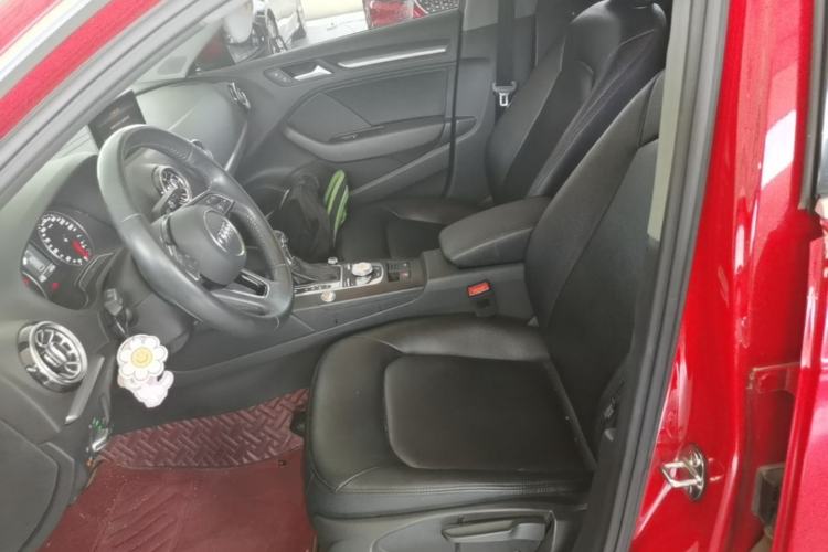Used Audi A3 2019 Sportback 35 TFSI Ambition China VI Left Front Seat