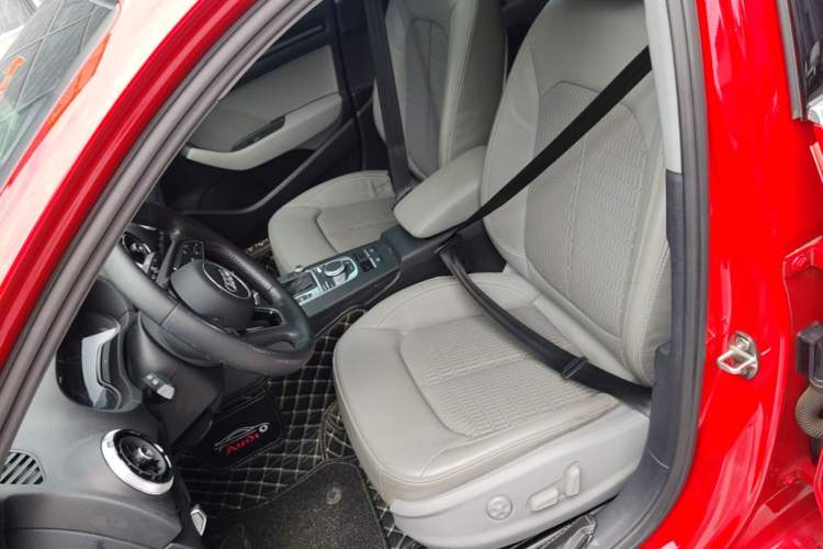 Used Audi A3 2019 Limousine 35 TFSI Fashion Edition China V standard Left Front Seat