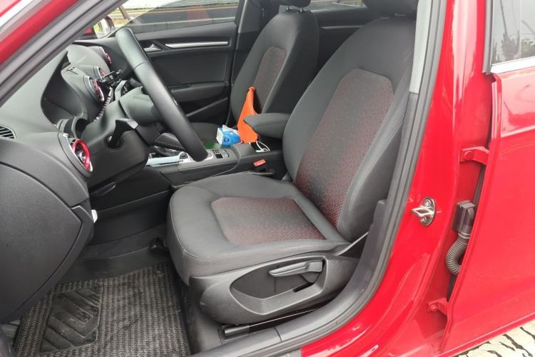 Used Audi A3 2019 Sportback 35 TFSI Ambition China VI Left Front Seat