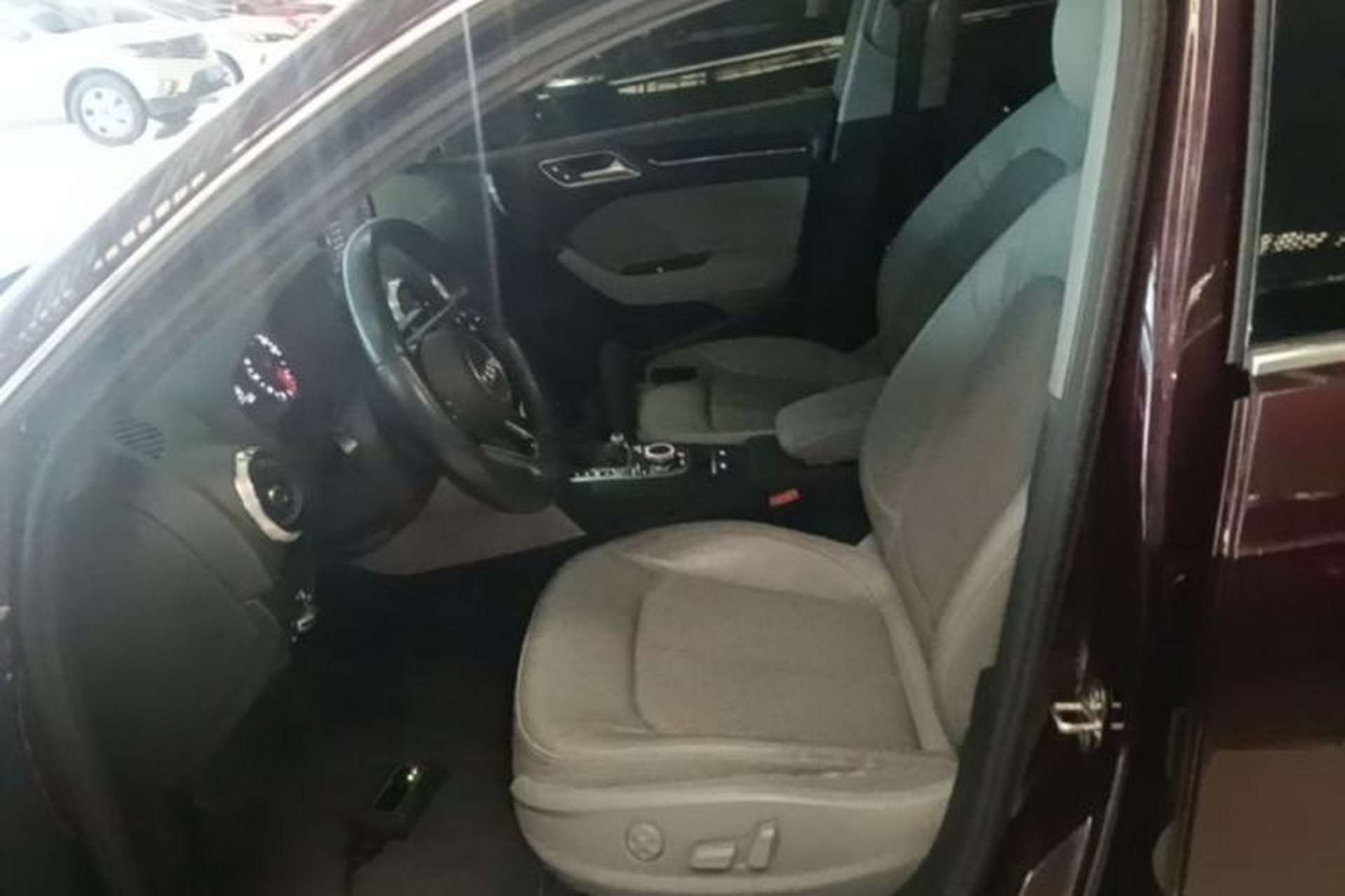 Used Audi A3 2019 Sportback 35 TFSI Fashion Edition China VI Emission Standard Left Front Seat