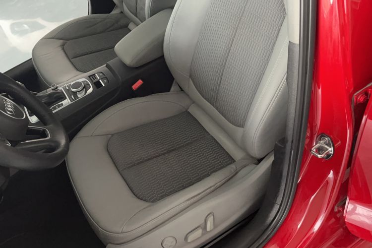 Used Audi A3 2019 Limousine 35 TFSI Fashion Edition China VI Emission Standard Left Front Seat