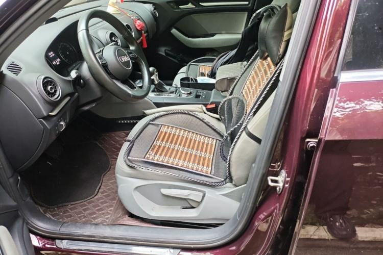 Used Audi A3 2019 Limousine 35 TFSI Ambition China VI Left Front Seat