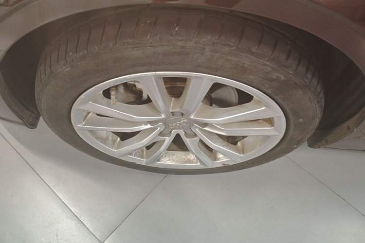 Used Audi A3 2019 Limousine 35 TFSI Ambition China V Left Front Wheel Hub