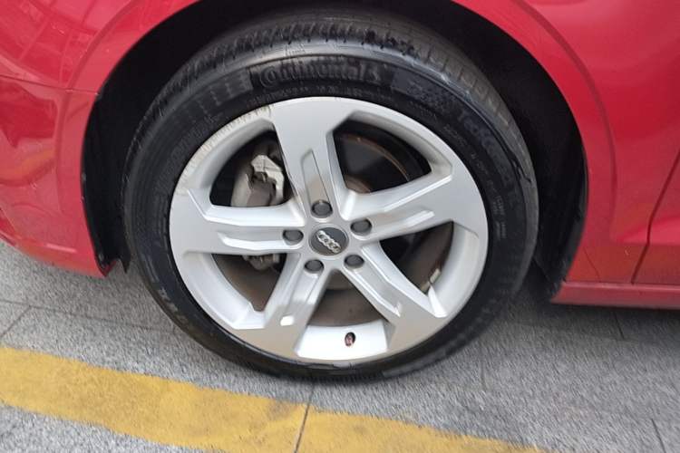 Used Audi A3 2019 Limousine 35 TFSI Ambition China VI Left Front Wheel Hub