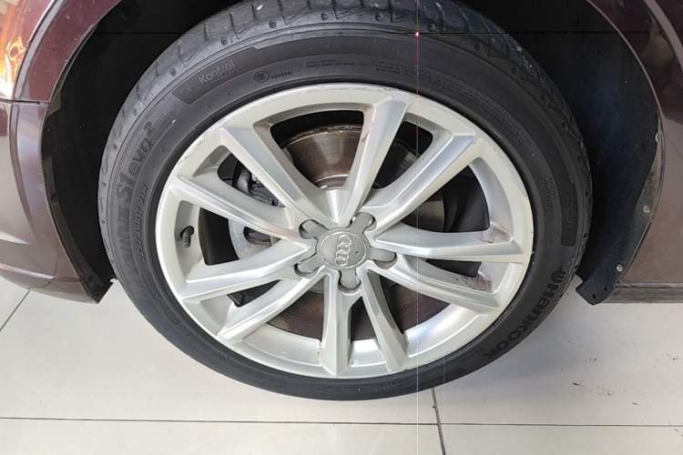 Used Audi A3 2019 Limousine 35 TFSI Ambition China VI Left Front Wheel Hub