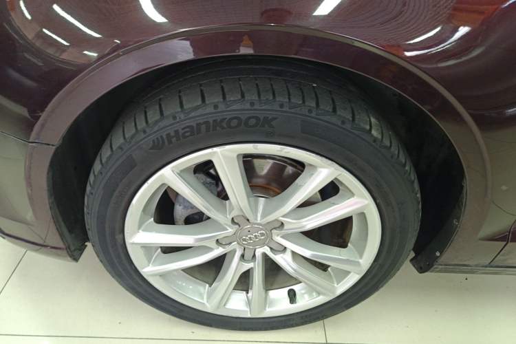 Used Audi A3 2019 Limousine 35 TFSI Ambition China VI Left Front Wheel Hub