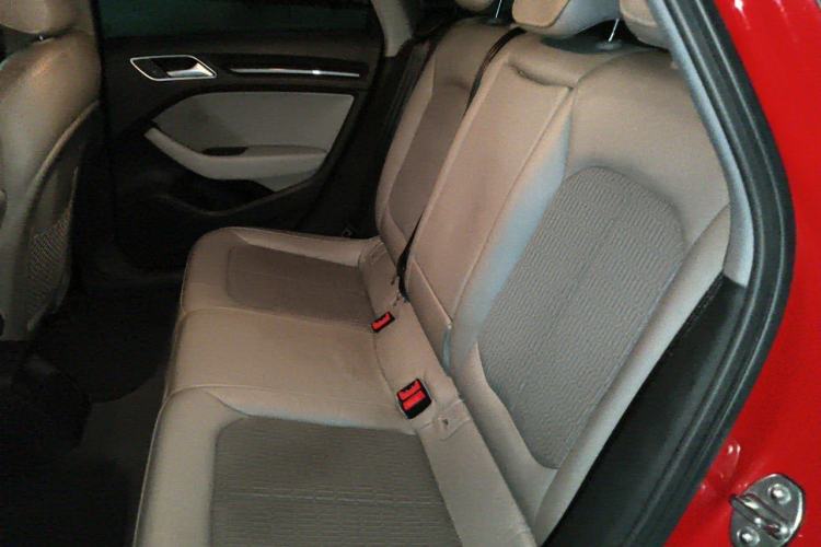 Used Audi A3 2019 Limousine 35 TFSI Fashion Edition China VI Emission Standard Left Rear Seat
