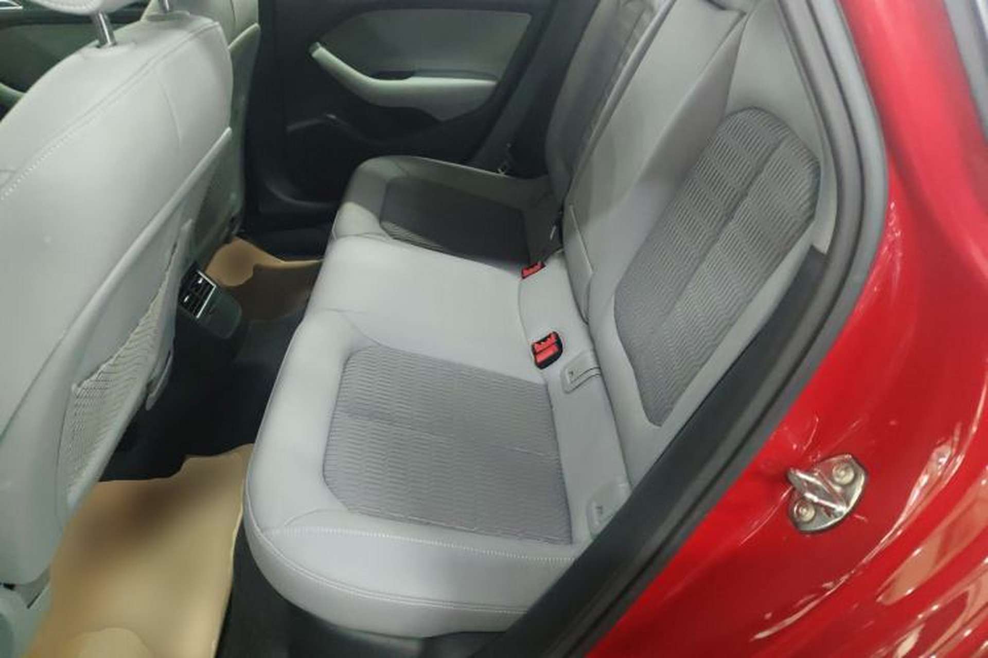 Used Audi A3 2019 Limousine 35 TFSI Fashion Edition China VI Emission Standard Left Rear Seat