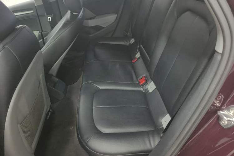 Used Audi A3 2019 Limousine 35 TFSI Ambition China V Left Rear Seat