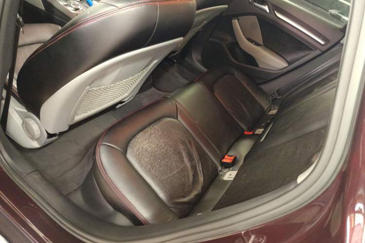 Used Audi A3 2019 Limousine 35 TFSI Ambition China VI Left Rear Seat