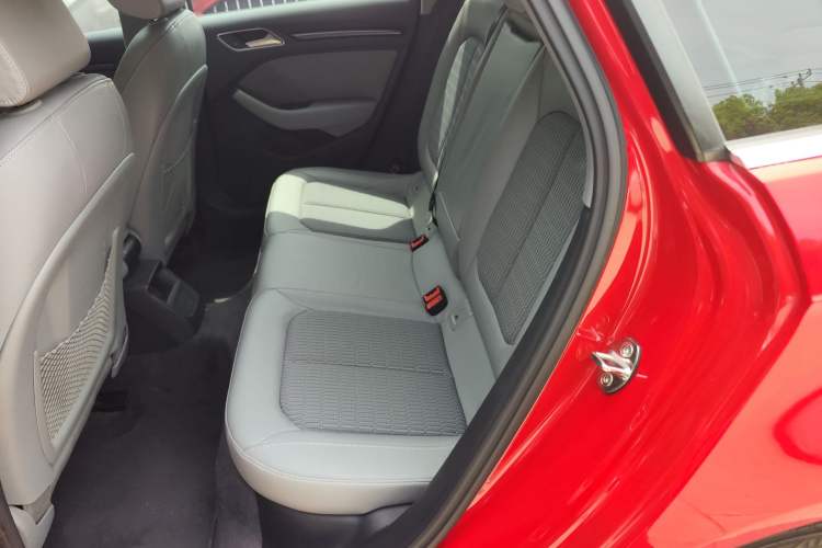 Used Audi A3 2019 Sportback 35 TFSI Fashion Edition China VI Emission Standard Left Rear Seat