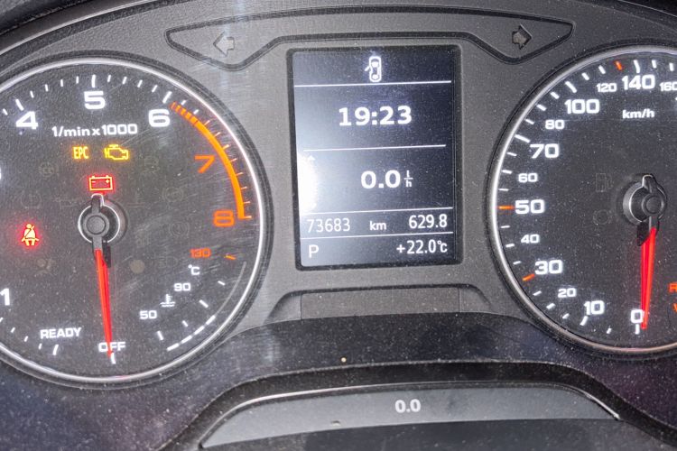 Used Audi A3 2019 Sportback 35 TFSI Fashion Edition China VI Emission Standard Odometer Close Up
