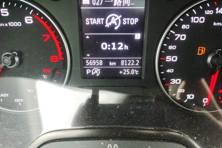Used Audi A3 2019 Sportback 35 TFSI Fashion Edition China VI Emission Standard Odometer Close Up