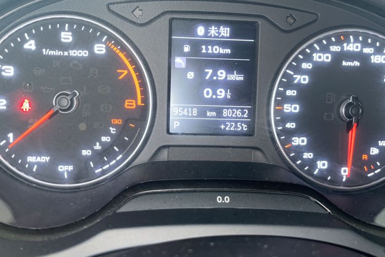 Used Audi A3 2019 Limousine 35 TFSI Fashion Edition China VI Emission Standard Odometer Close Up