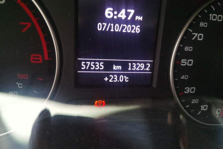Used Audi A3 2019 Limousine 35 TFSI Fashion Edition China VI Emission Standard Odometer Close Up