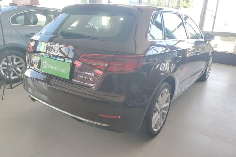 Used Audi A3 2019 Sportback 35 TFSI Ambition China VI Rear Right 45 Deg