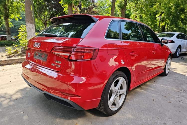 Used Audi A3 2019 Sportback 35 TFSI Fashion Edition China VI Emission Standard Rear Right 45 Deg