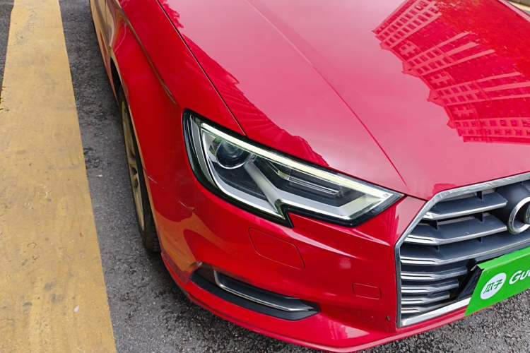 Used Audi A3 2019 Limousine 35 TFSI Ambition China V Right Front Headlight