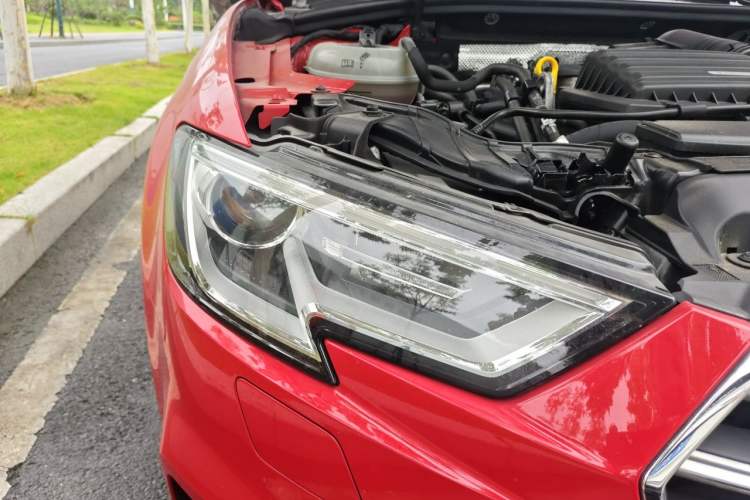 Used Audi A3 2019 Sportback 35 TFSI Ambition China VI Right Front Headlight