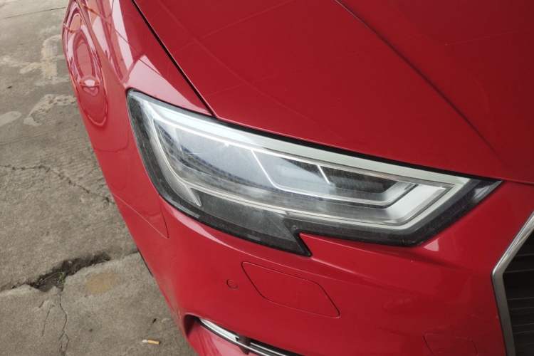 Used Audi A3 2019 Limousine 35 TFSI Fashion Edition China VI Emission Standard Right Front Headlight