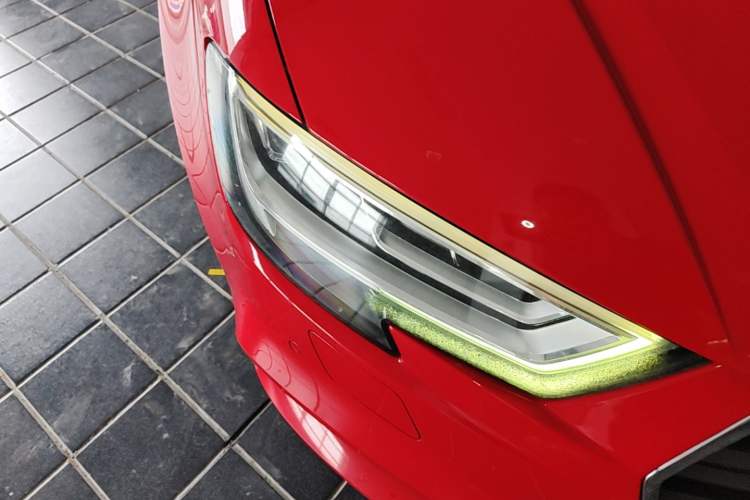 Used Audi A3 2019 Limousine 35 TFSI Fashion Edition China VI Emission Standard Right Front Headlight