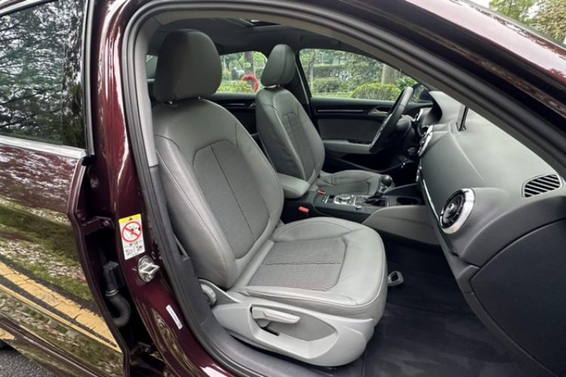 Used Audi A3 2019 Limousine 35 TFSI Fashion Edition China VI Emission Standard Right Front Seat