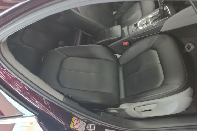 Used Audi A3 2019 Limousine 35 TFSI Ambition China V Right Front Seat
