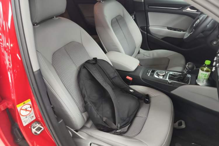 Used Audi A3 2019 Limousine 35 TFSI Fashion Edition China VI Emission Standard Right Front Seat
