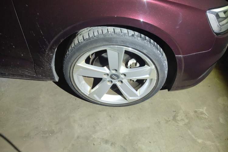 Used Audi A3 2019 Limousine 35 TFSI Style Version China V Emission Standard Right Front Wheel Hub