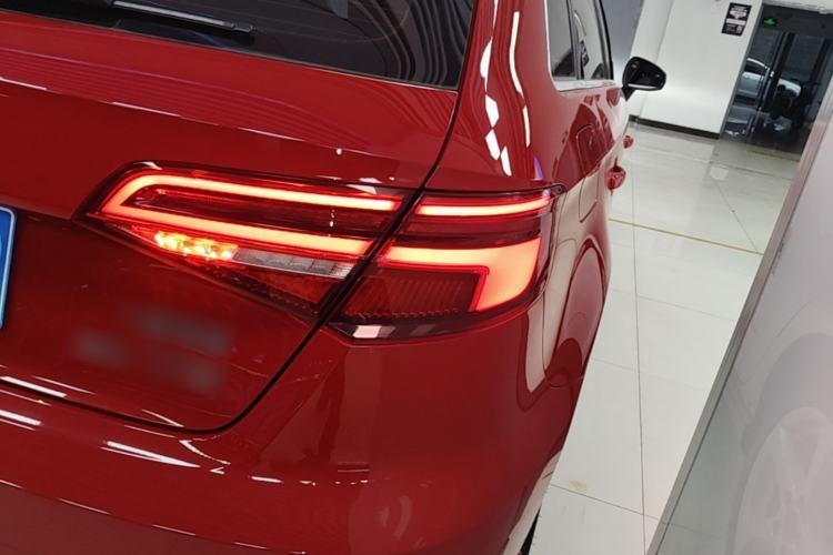 Used Audi A3 2019 Sportback 35 TFSI Fashion Edition China VI Emission Standard Right Rear Taillight