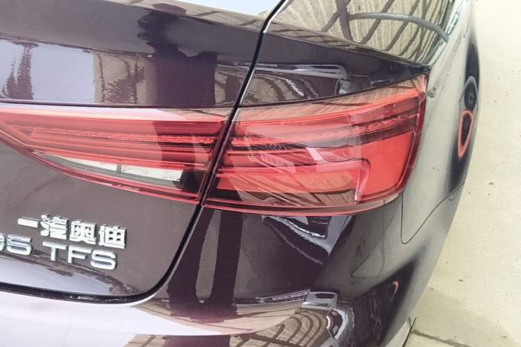 Used Audi A3 2019 Limousine 35 TFSI Fashion Edition China VI Emission Standard Right Rear Taillight