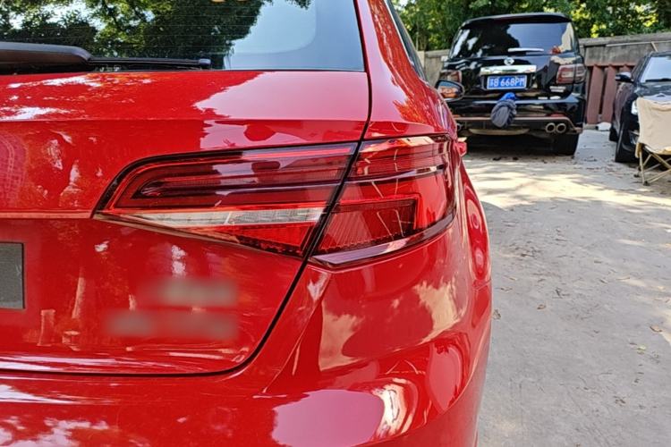 Used Audi A3 2019 Sportback 35 TFSI Fashion Edition China VI Emission Standard Right Rear Taillight