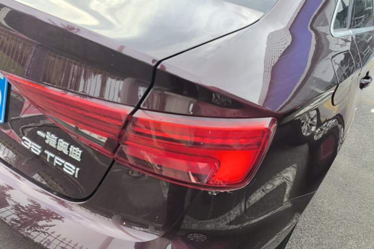 Used Audi A3 2019 Limousine 35 TFSI Style Edition China VI Emission Standard Right Rear Taillight