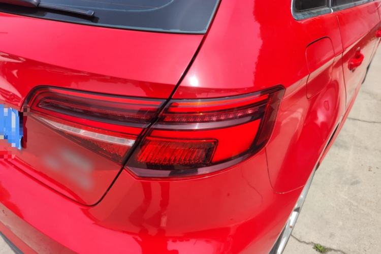 Used Audi A3 2019 Sportback 35 TFSI Fashion Edition China VI Emission Standard Right Rear Taillight