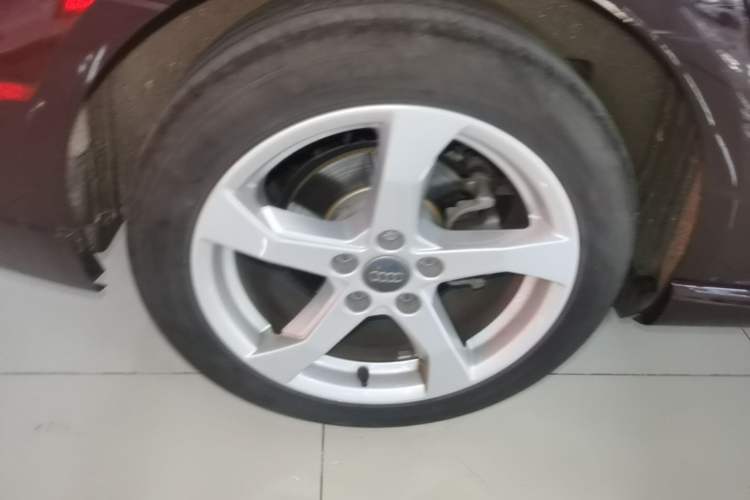 Used Audi A3 2019 Sportback 35 TFSI Fashion Edition China V Right Rear Wheel Hub