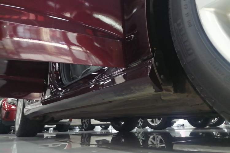 Used Audi A3 2019 Sportback 35 TFSI Fashion Edition China VI Emission Standard Right Side Sill