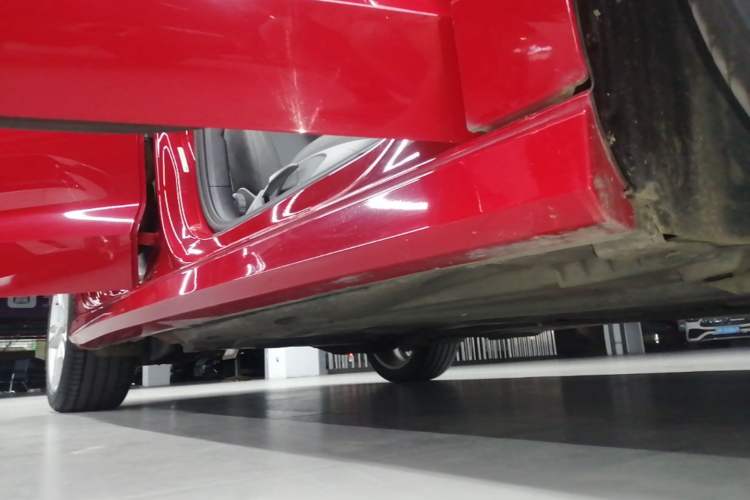 Used Audi A3 2019 Limousine 35 TFSI Fashion Edition China VI Emission Standard Right Side Sill