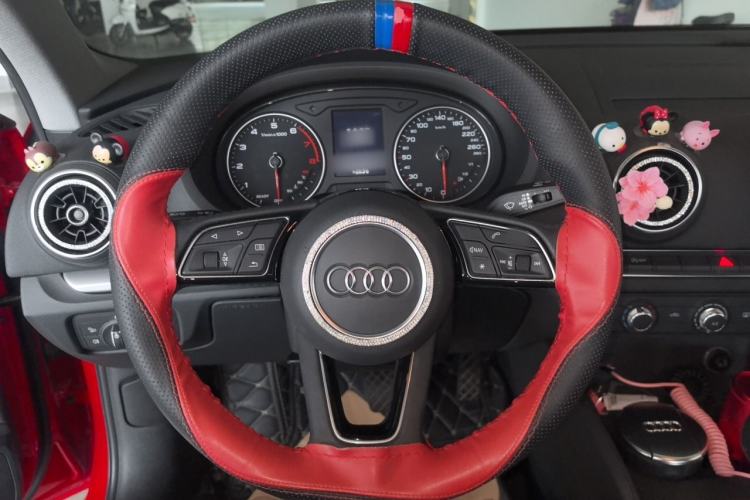 Used Audi A3 2019 Limousine 35 TFSI Ambition China VI Steering Wheel