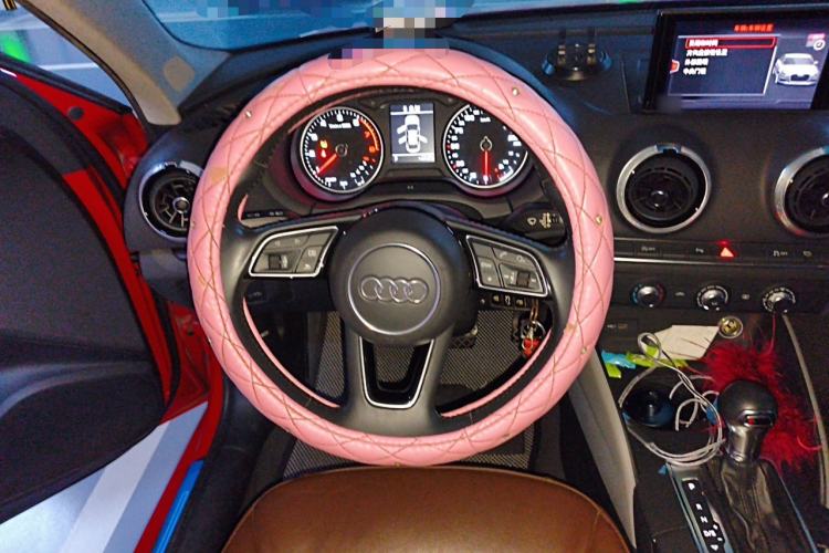 Used Audi A3 2019 Limousine 35 TFSI Sporty Version China VI Steering Wheel