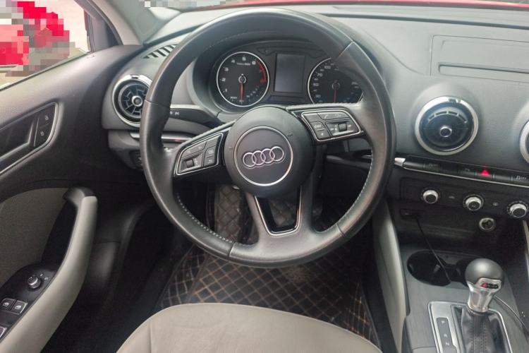 Used Audi A3 2019 Limousine 35 TFSI Fashion Edition China V standard Steering Wheel