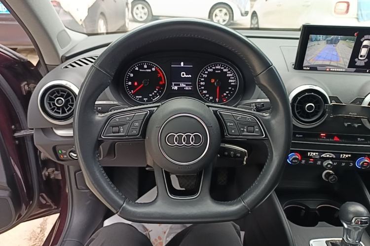 Used Audi A3 2019 Limousine 35 TFSI Sporty Version China VI Steering Wheel