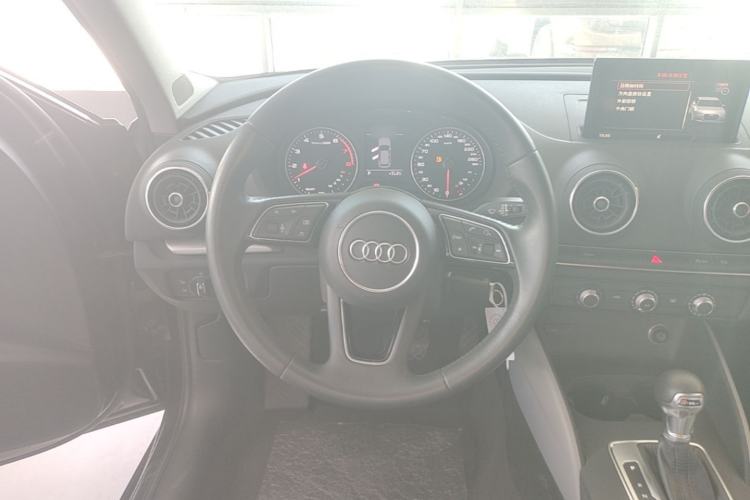 Used Audi A3 2019 Sportback 35 TFSI Ambition China VI Steering Wheel