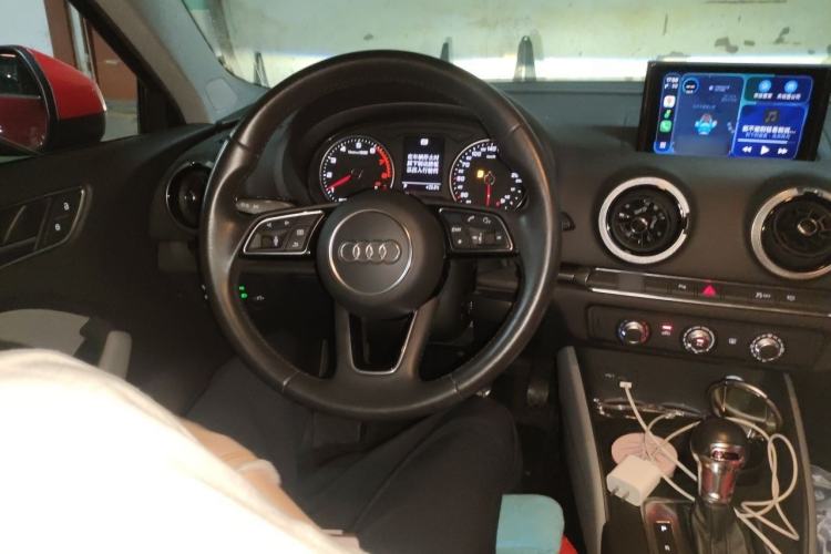 Used Audi A3 2019 Sportback 35 TFSI Fashion Edition China VI Emission Standard Steering Wheel