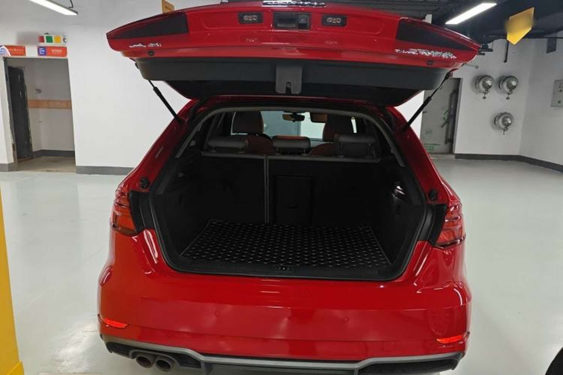 Used Audi A3 2019 Sportback 35 TFSI Fashion Edition China VI Emission Standard Trunk