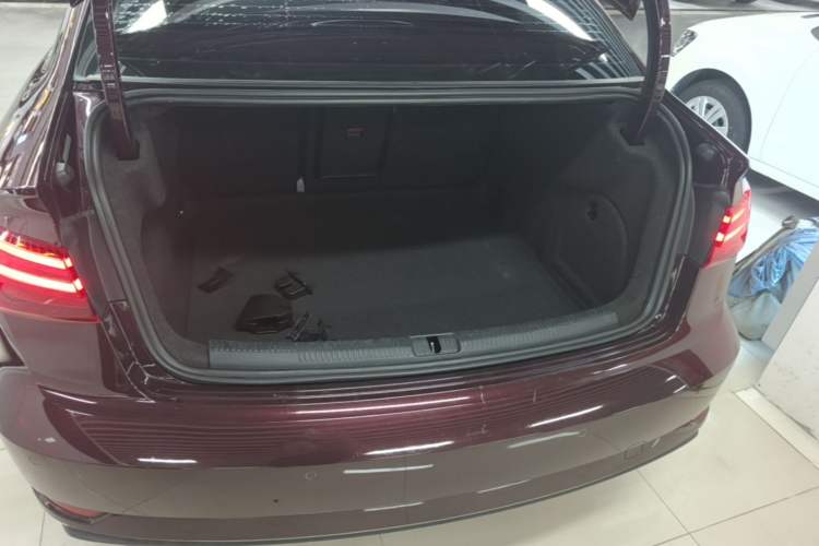Used Audi A3 2019 Limousine 35 TFSI Ambition China V Trunk