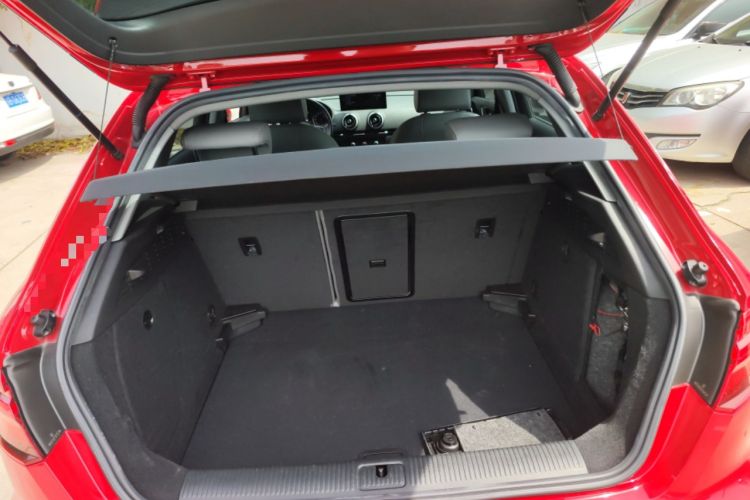 Used Audi A3 2019 Sportback 35 TFSI Fashion Edition China VI Emission Standard Trunk