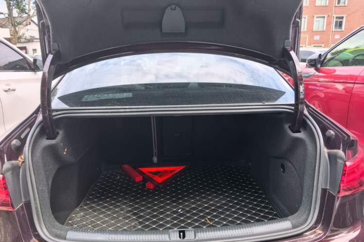 Used Audi A3 2019 Limousine 35 TFSI Fashion Edition China V standard Trunk