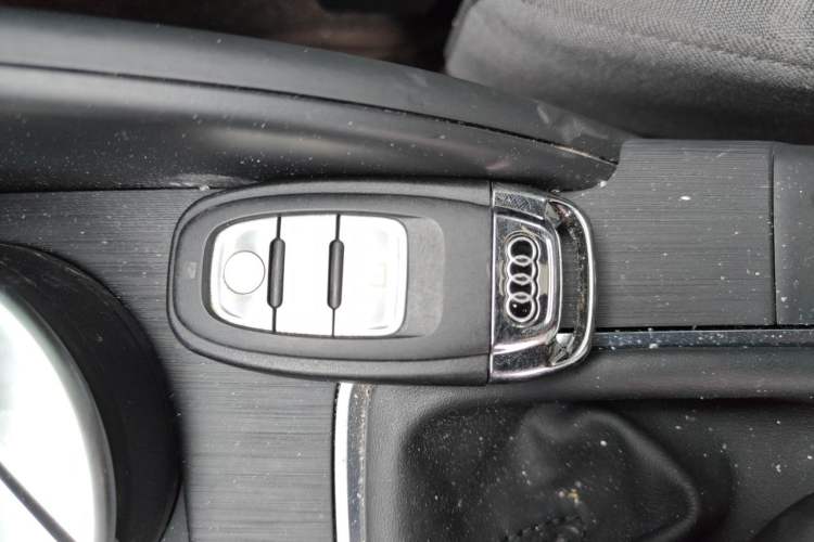 Used Audi A3 2019 Sportback 35 TFSI Sporty Version National V Vehicle Key