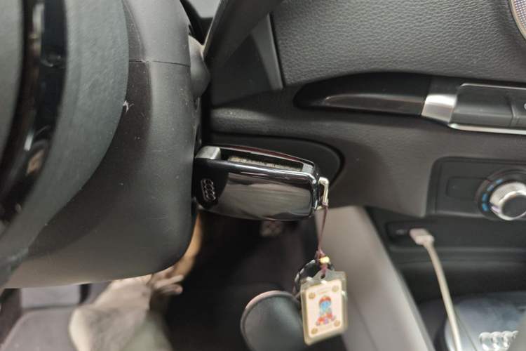 Used Audi A3 2019 Limousine 35 TFSI Fashion Edition China VI Emission Standard Vehicle Key